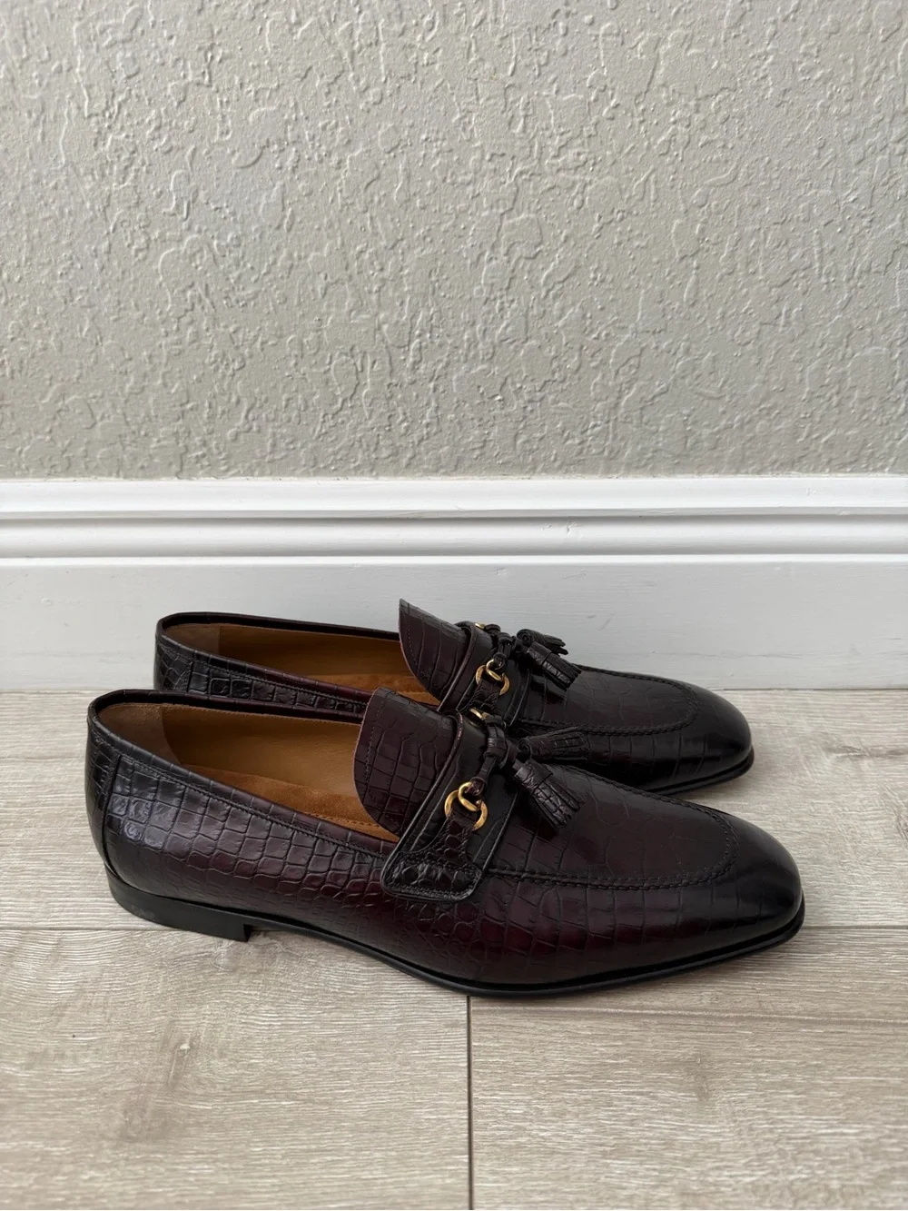 Tom Ford Men 11.5 Burgundy Croc-Embossed Leather Tassel Loafers Gold Hardware